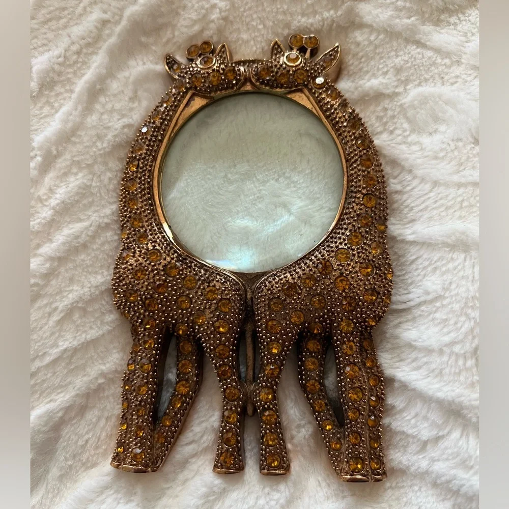 Vintage Giraffe Magnifying Glass/Paperweight - Picture 1 of 5